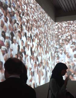 muurprojectie Mekka tentoonstelling